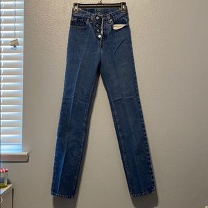 High rise blue Levi’s jeans